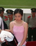 老实巴交的乡下女人,一夜杀了邻居一家4口,起因是一只鸡